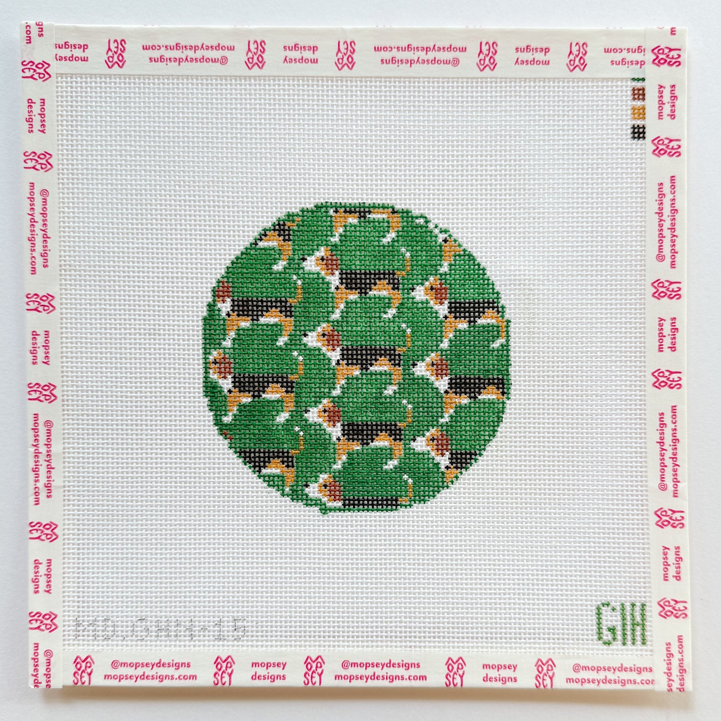 Green Heart Needlepoint: Beagle