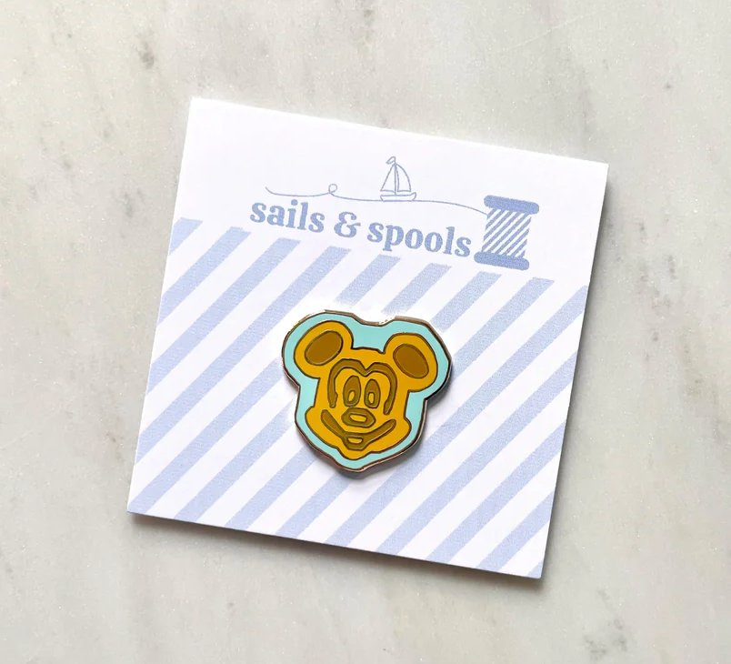 Mickey Waffle Needle Minder