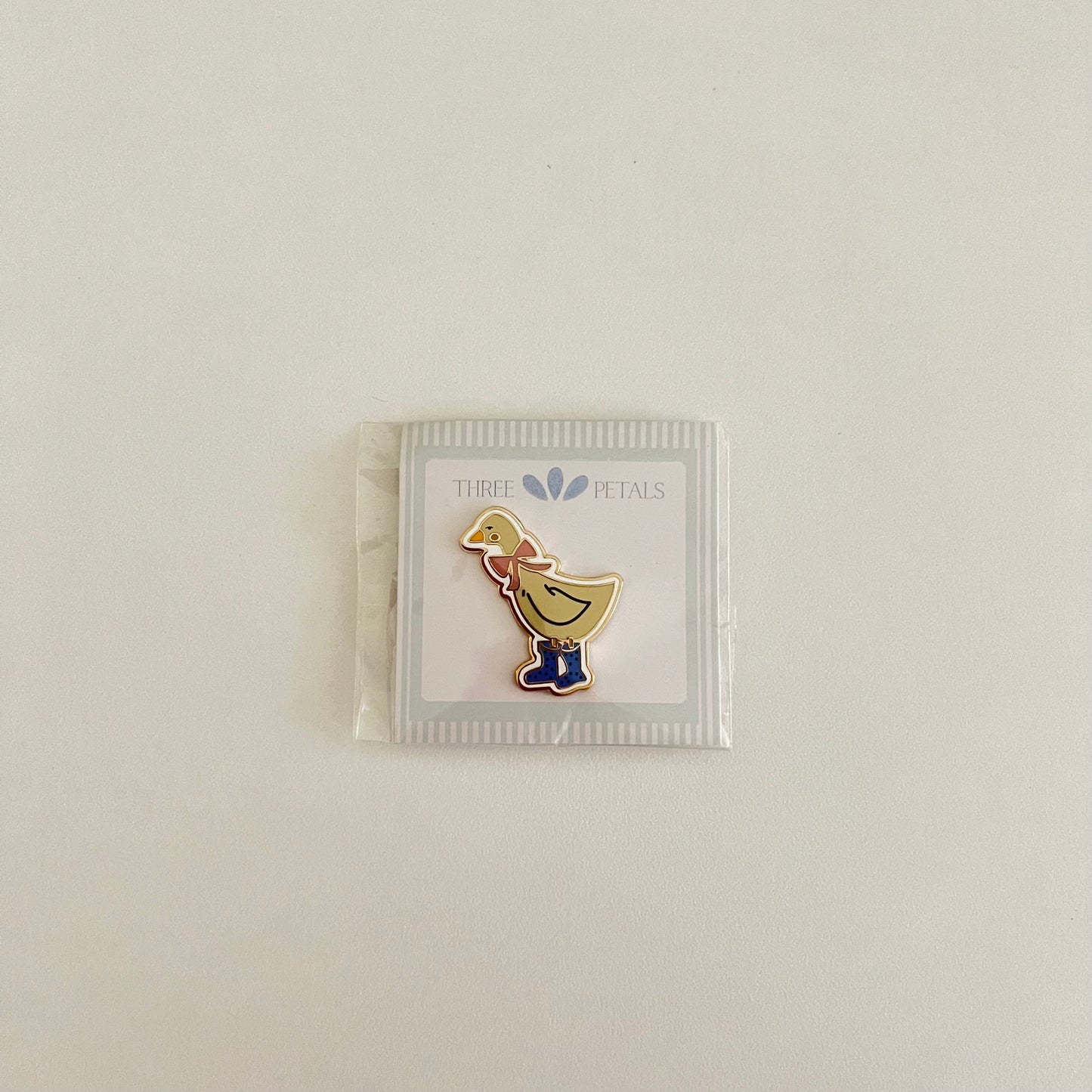 TS - Duck in rainboots - pink & blue needleminder