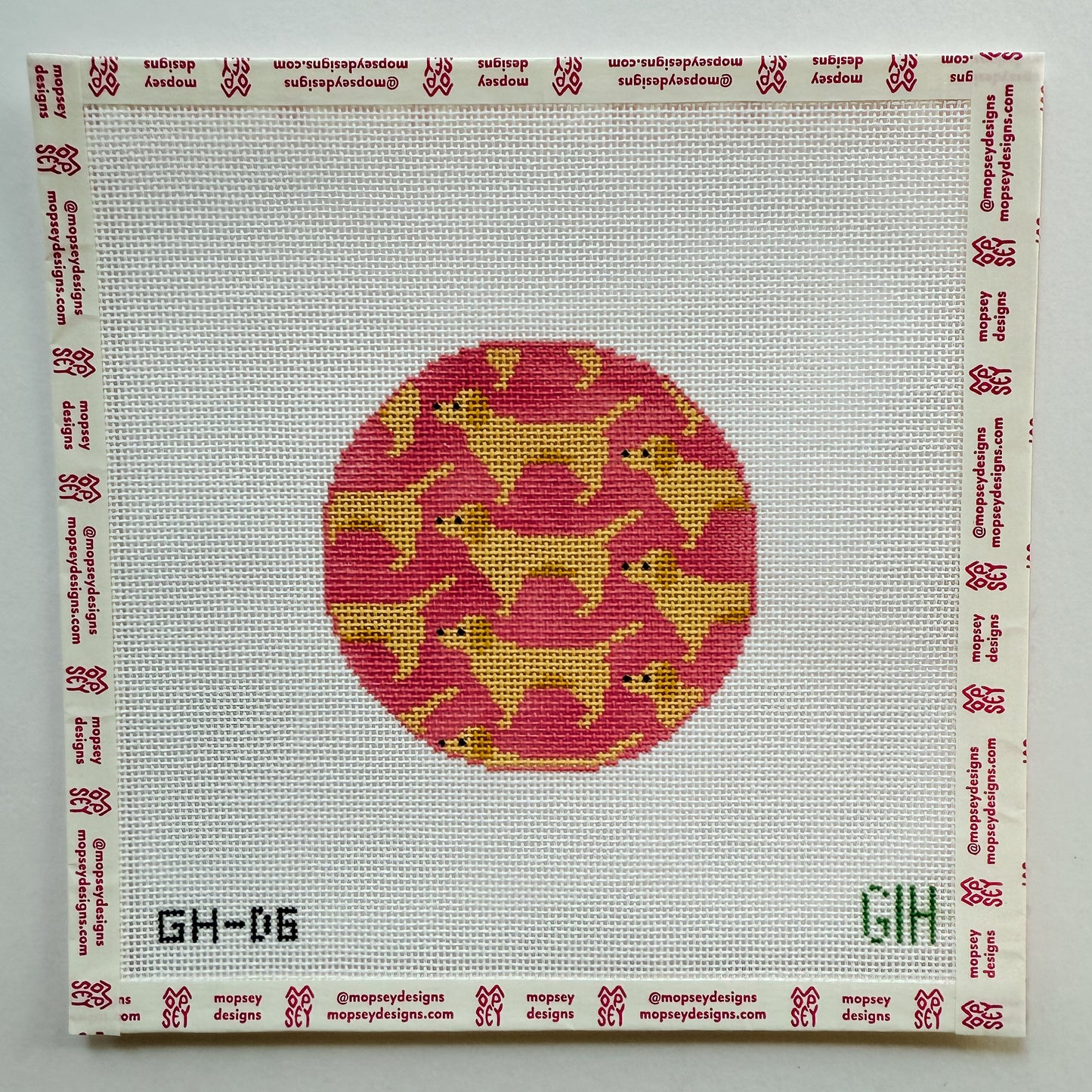 Green Heart Needlepoint: Golden Retriever