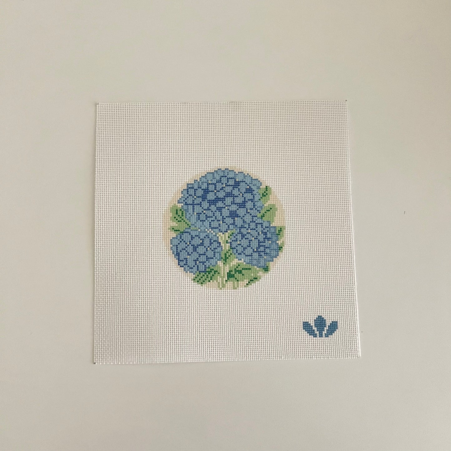TS - Hydrangea Circle