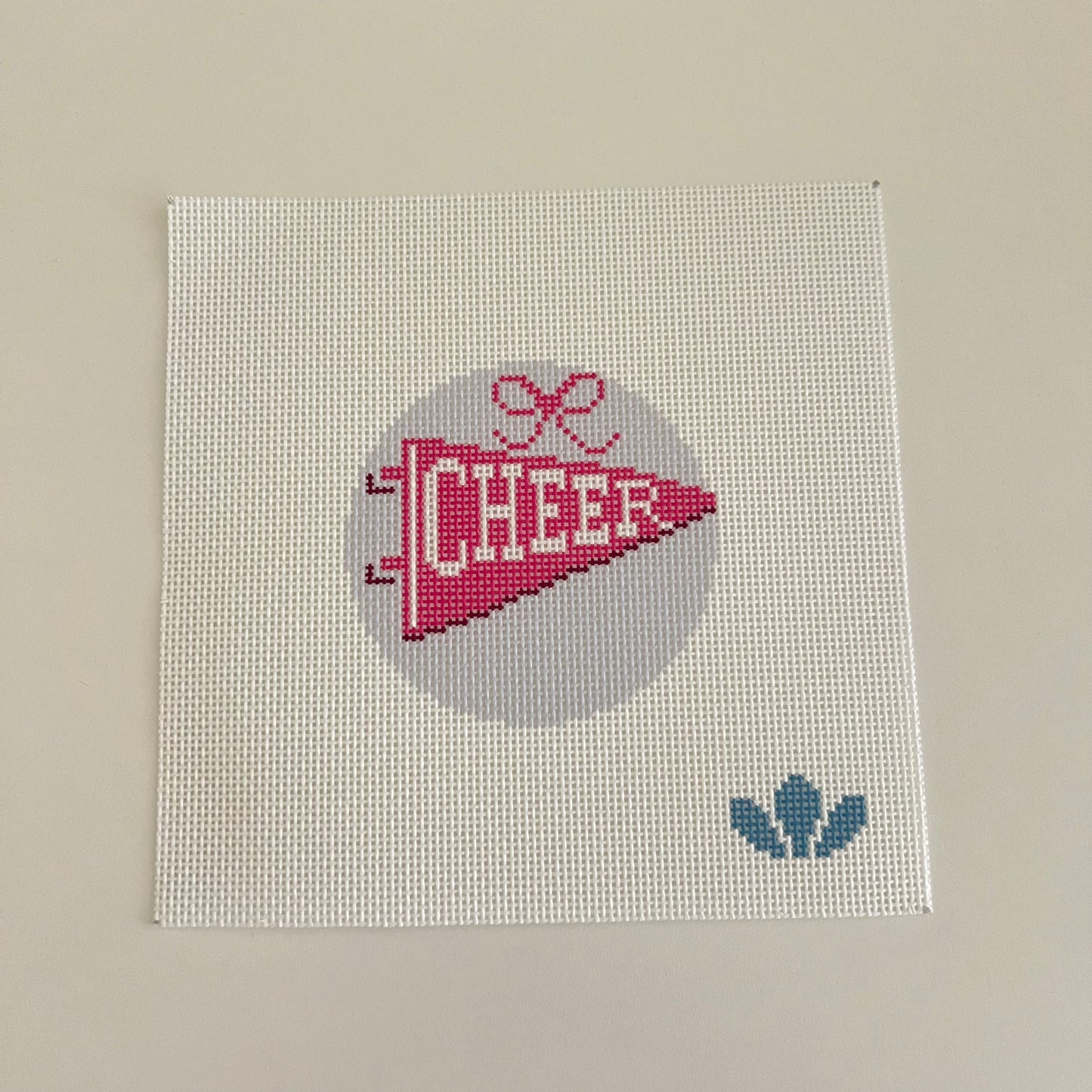 TS - Cheer Pennant