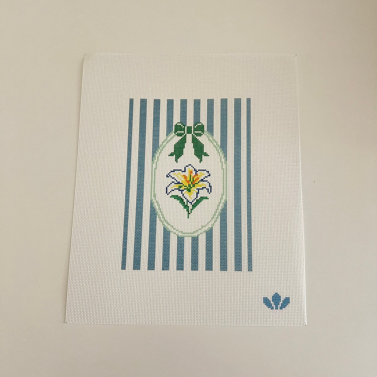 TS - Flower Stripes - Lily