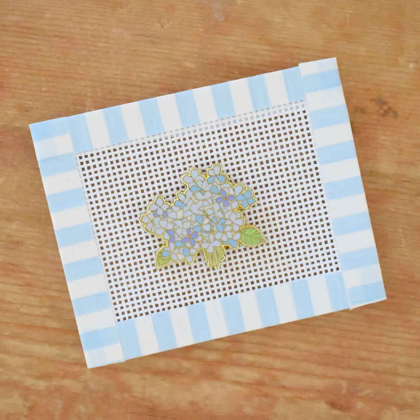 Hydrangea Bloom Needle Minder